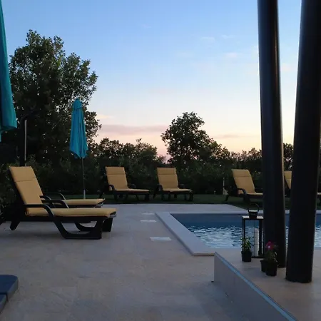 Mila Private Pool Retreat Villa *