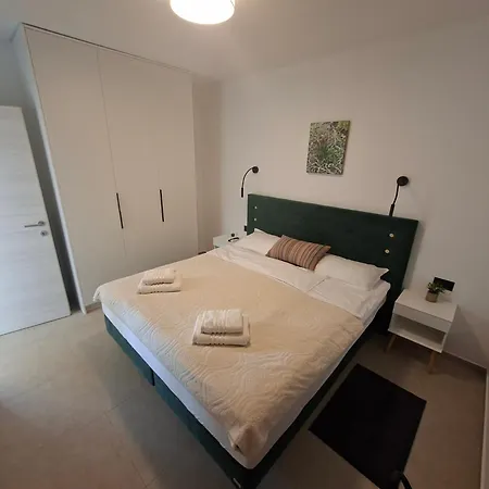 Mila Private Pool Retreat * Radetići